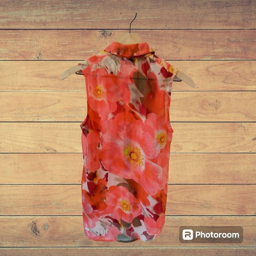 Takara Sleeveless Flower Print Blouse   Size M   EUC - Picture 2 of 4